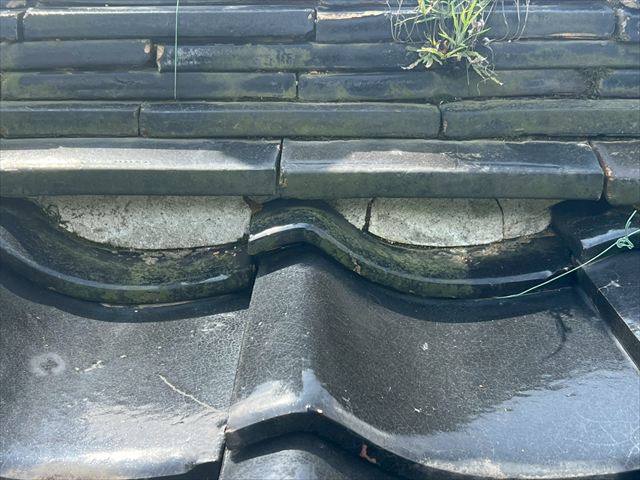 漆喰のひび割れ